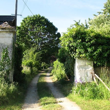 Bed and Breakfast La Mesnagerie Jarze Екстер'єр фото