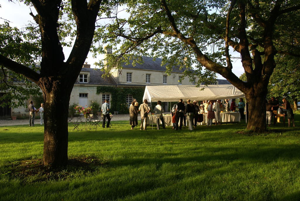 Bed and Breakfast La Mesnagerie Jarze Екстер'єр фото